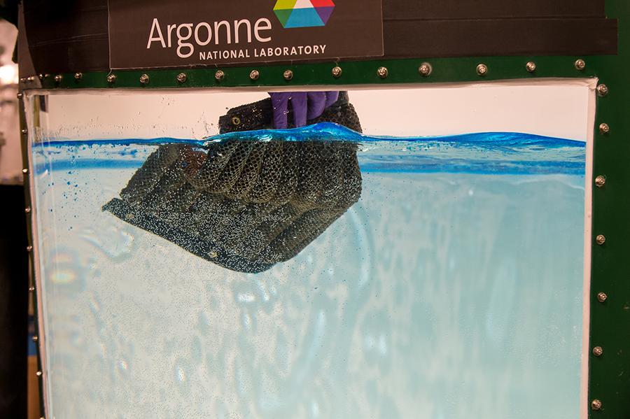 Argonne Oil Sponge